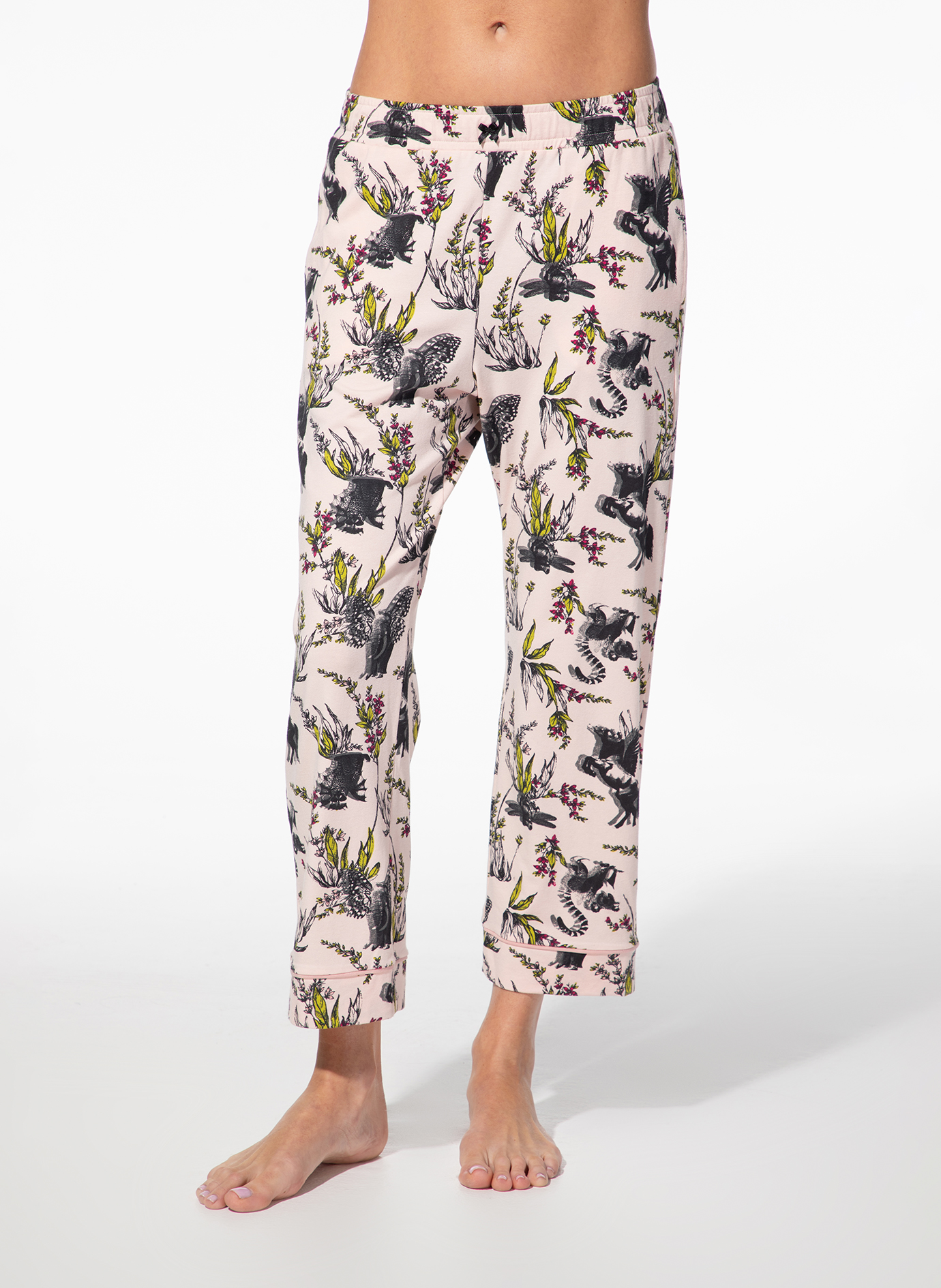 damenhose, pyjamahose, druckmuster, blumen tierischer Print, umgebungsausschnitt?